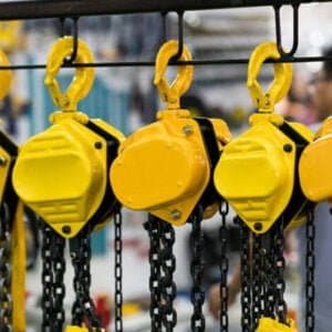 How high do standard chain hoists lift?